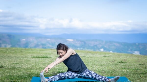 股関節を緩める陰YOGA