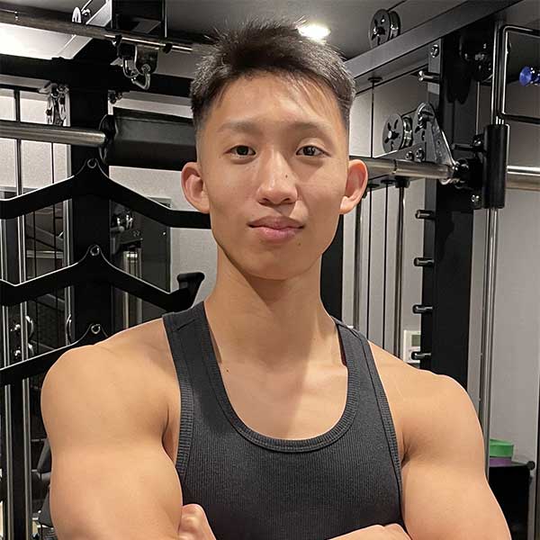 インストラクター紹介 健康習慣のアップビー ヨガ&トレーニング 久喜